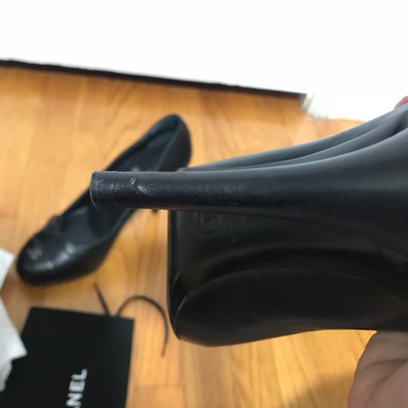 Chanel Black Leather Pumps Heels with Bow - Picture 6 of 8